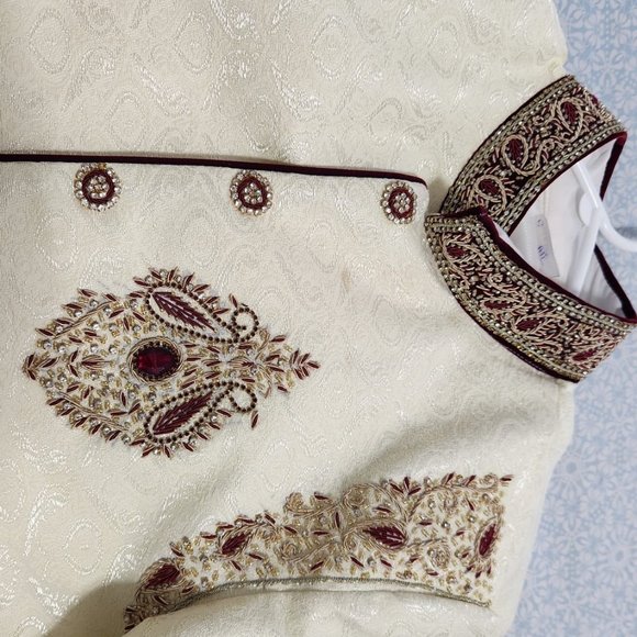 NEW Wedding Sherwani with Turban and Shoes - Picture 6 of 7